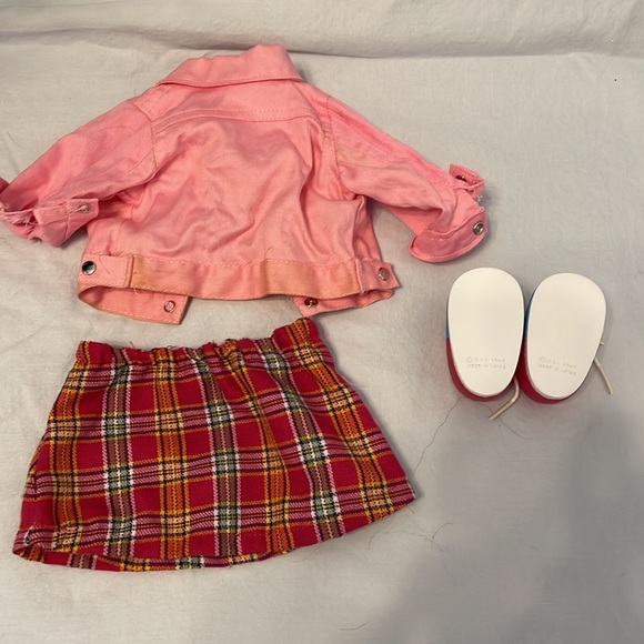 18” Doll Outfit - Picture 2 of 3